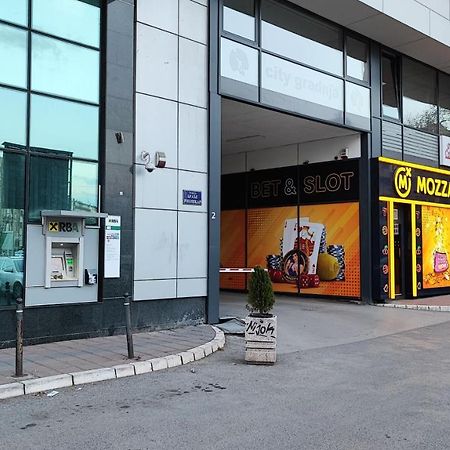Filinhome La Gala Novi Sad Bagian luar foto