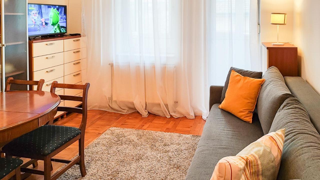 Filinhome La Gala Novi Sad Bagian luar foto