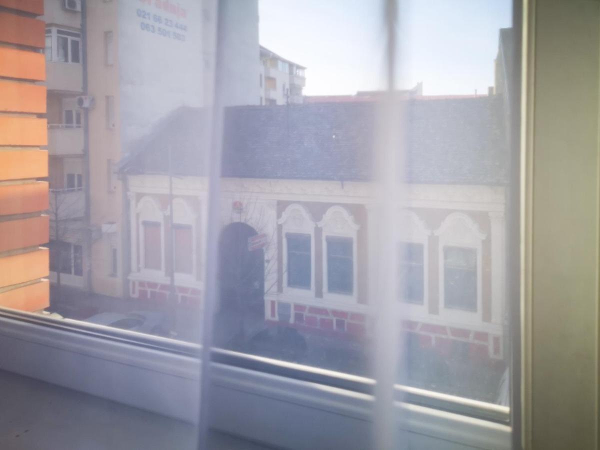 Filinhome La Gala Novi Sad Bagian luar foto